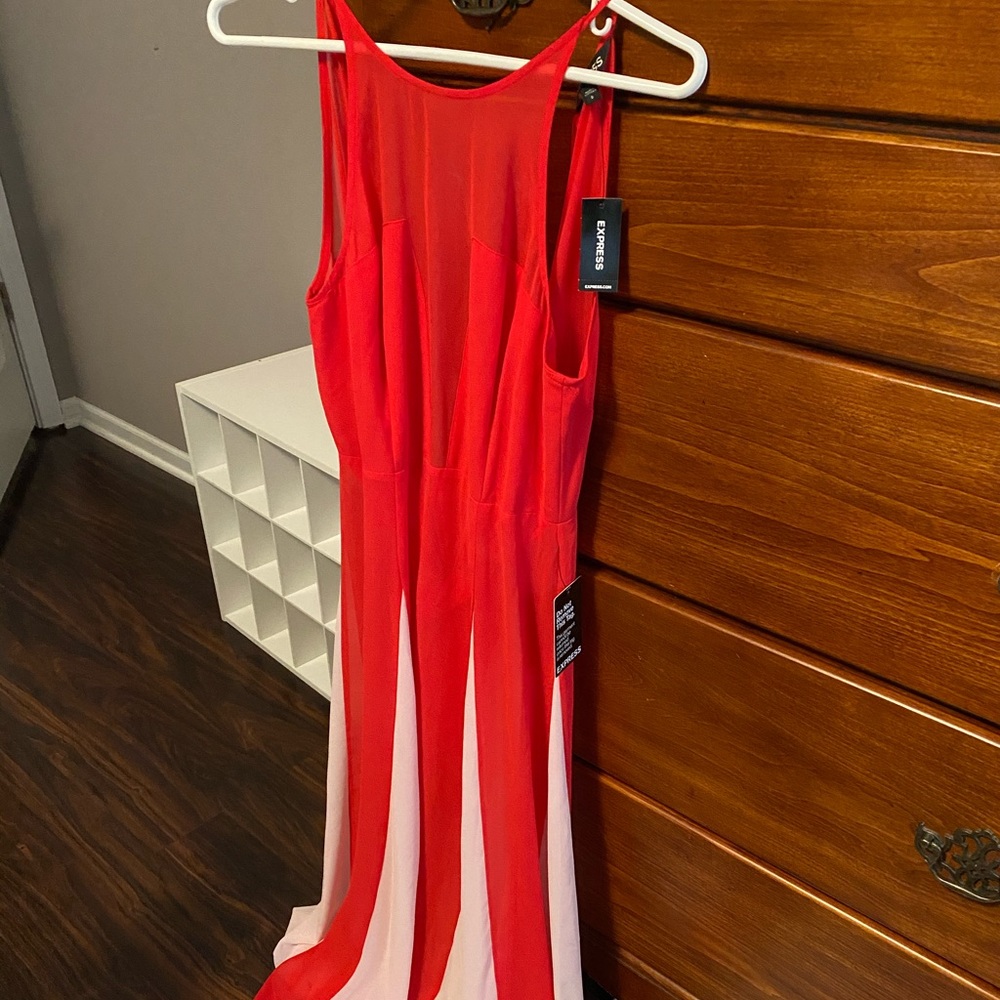 Dress - Picture 2 of 3